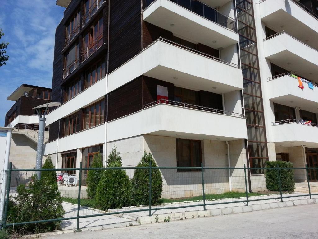 Eden - Menada Apartments Sunny Beach Exterior photo