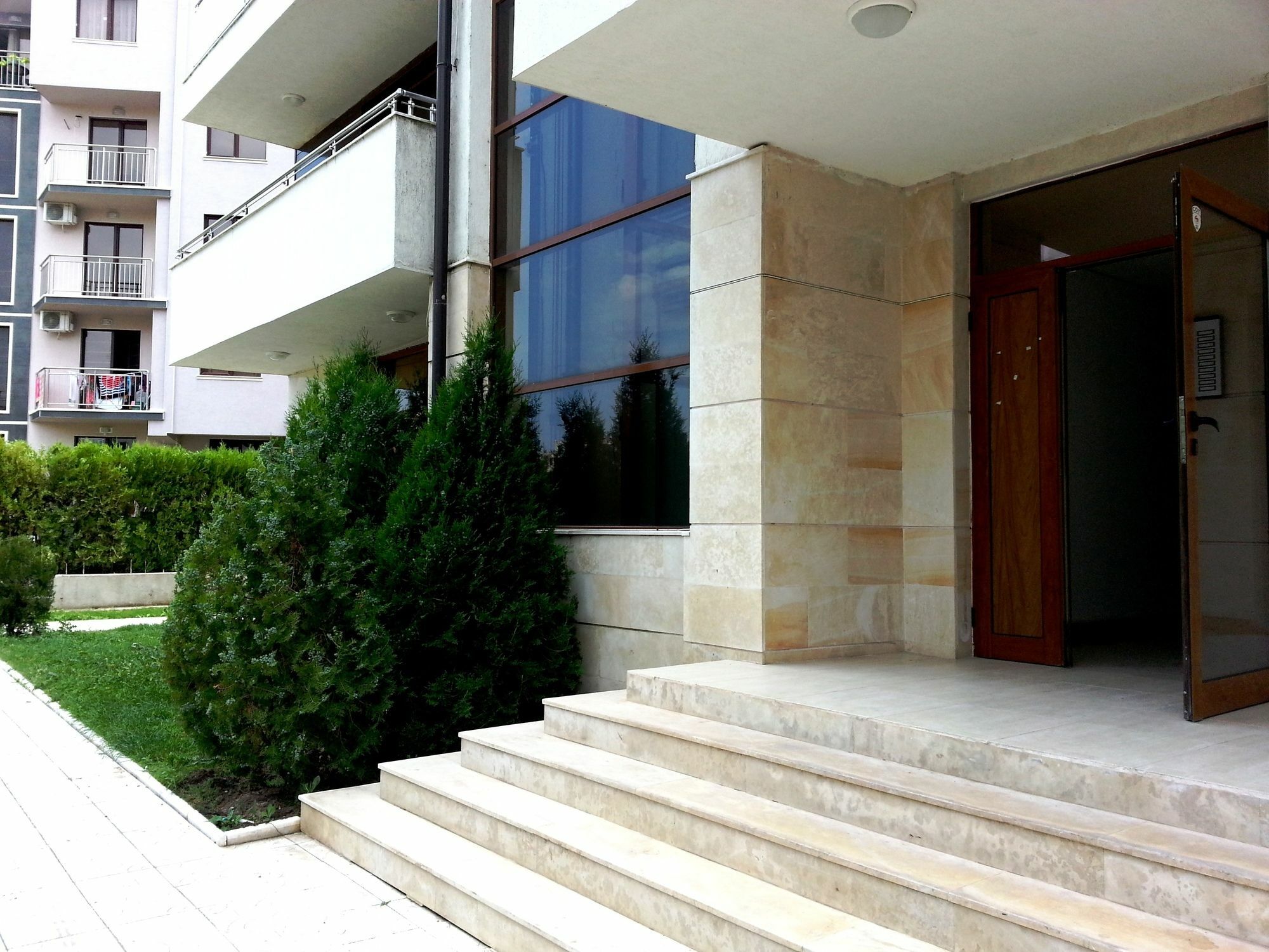 Eden - Menada Apartments Sunny Beach Exterior photo